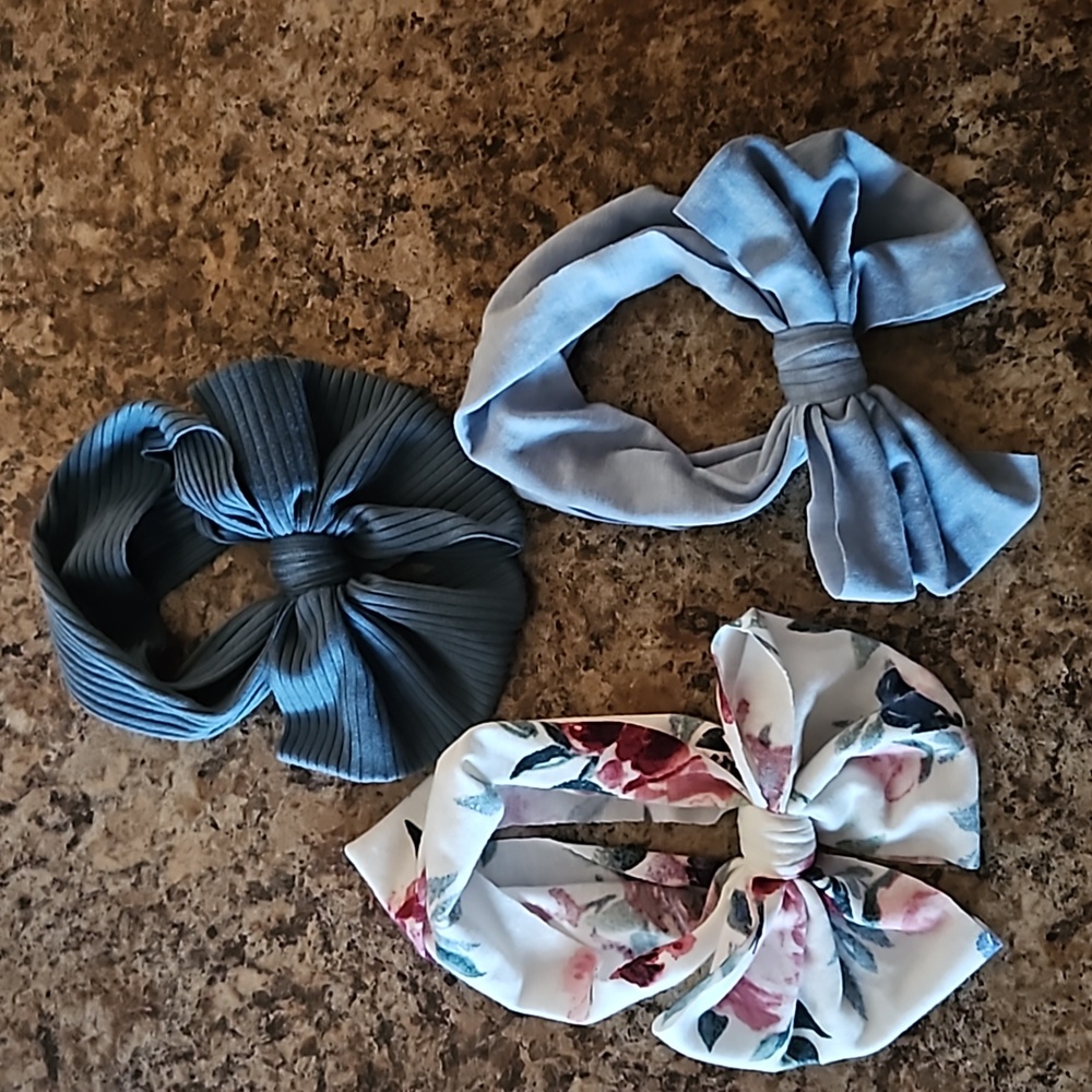 Handmade newborn baby bows